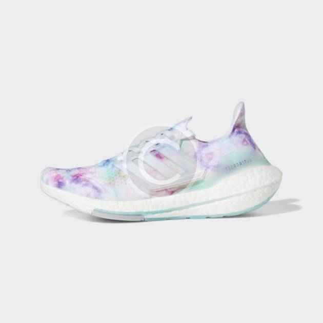 21 Ultraboost Run